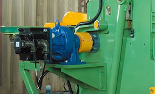 NC Servo Fully Automatic Veneer Core Builder
